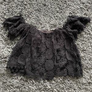 Tularosa Laced Off the Shoulder Crop